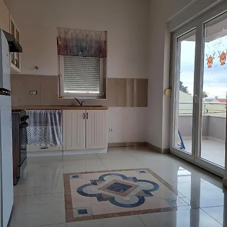 Apartman Gaia *